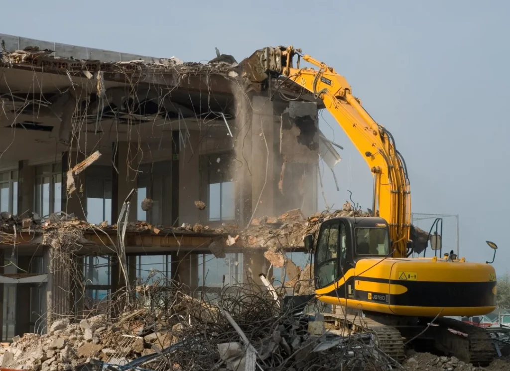 Demolition waste removal